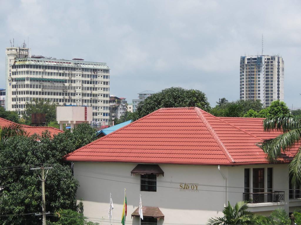 Business Alliance Hotel Yangon Exterior foto