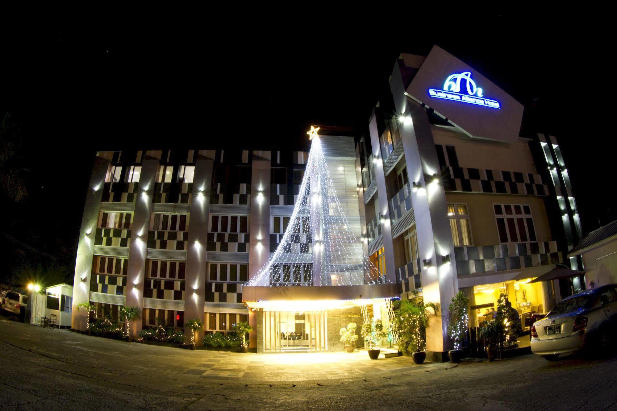 Business Alliance Hotel Yangon Exterior foto